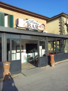 Al Bar Fiano, needing lots of people to bring it alive again. Foto J Finnigan